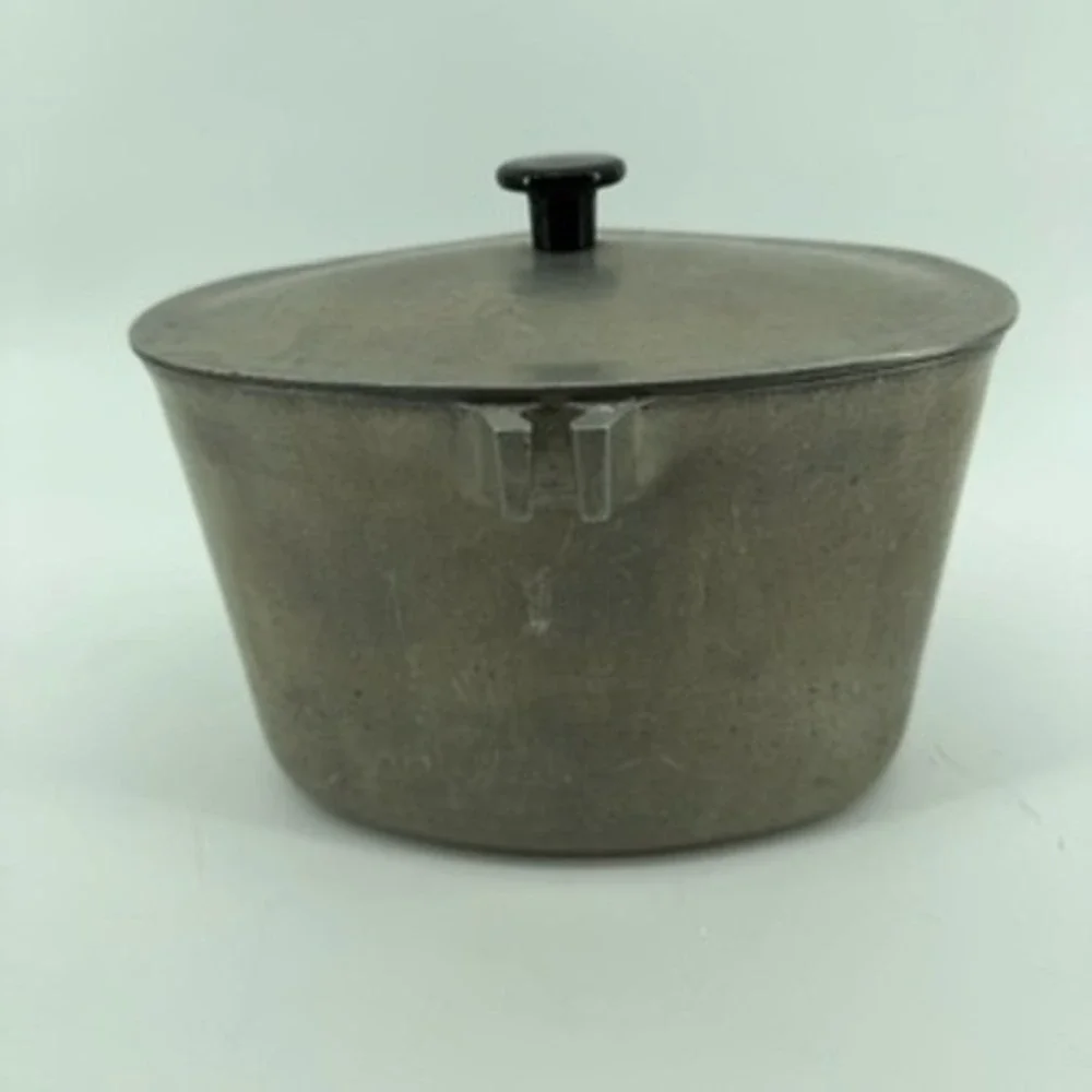 Vintage Club Aluminum Heart Shaped Pot with Lid Silver Cast Retro Cookware USA